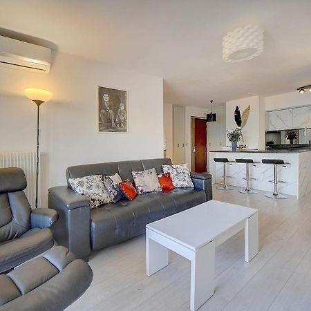 Immogroom - 2 Br- Bright - Terrace - Wifi - Air Conditioning Cannes Luaran gambar