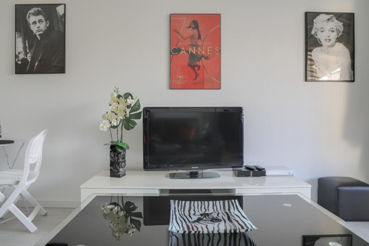 Immogroom - 2 Br- Bright - Terrace - Wifi - Air Conditioning Cannes Luaran gambar