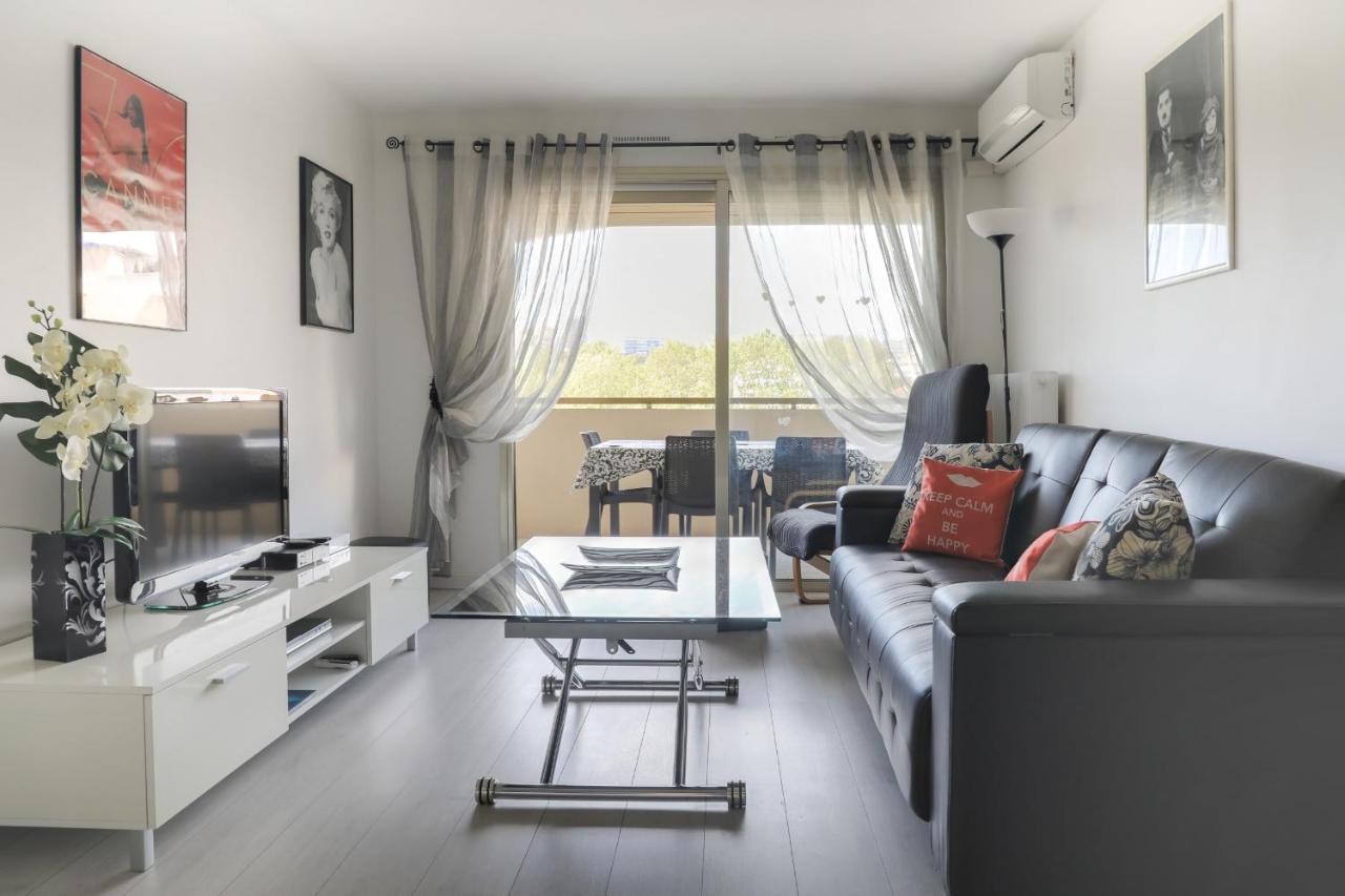 Immogroom - 2 Br- Bright - Terrace - Wifi - Air Conditioning Cannes Luaran gambar